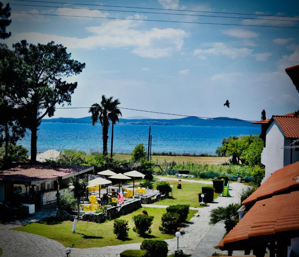 Hotel Kari Ouranoupoli Luaran gambar