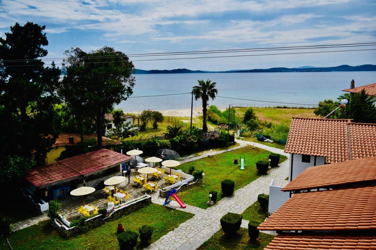 Hotel Kari Ouranoupoli Luaran gambar