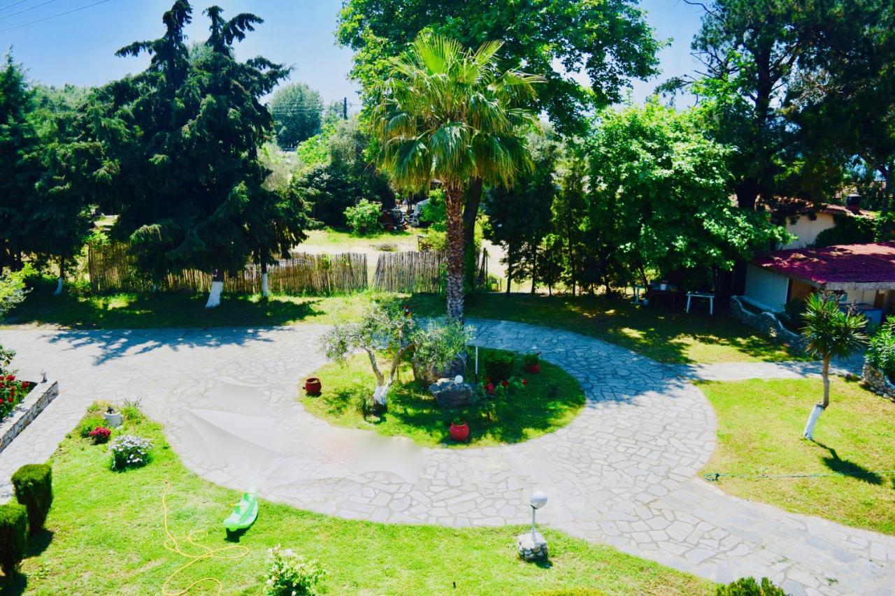 Hotel Kari Ouranoupoli Luaran gambar