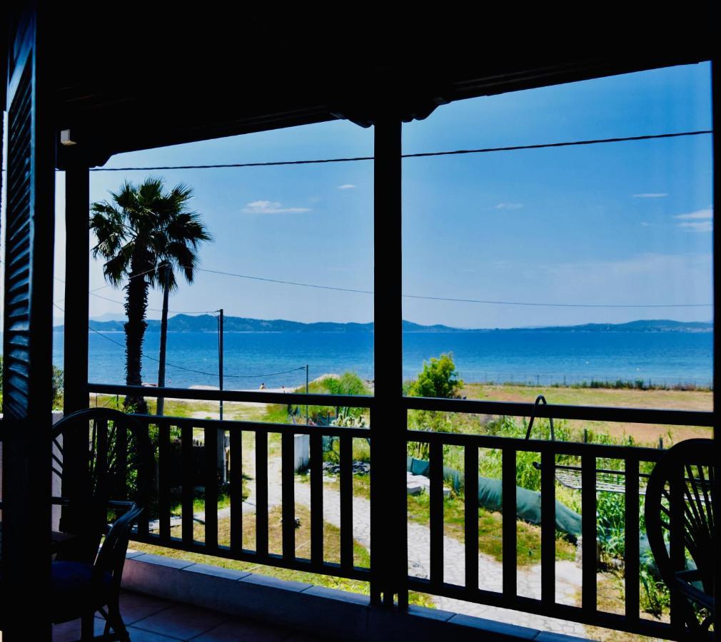 Hotel Kari Ouranoupoli Luaran gambar
