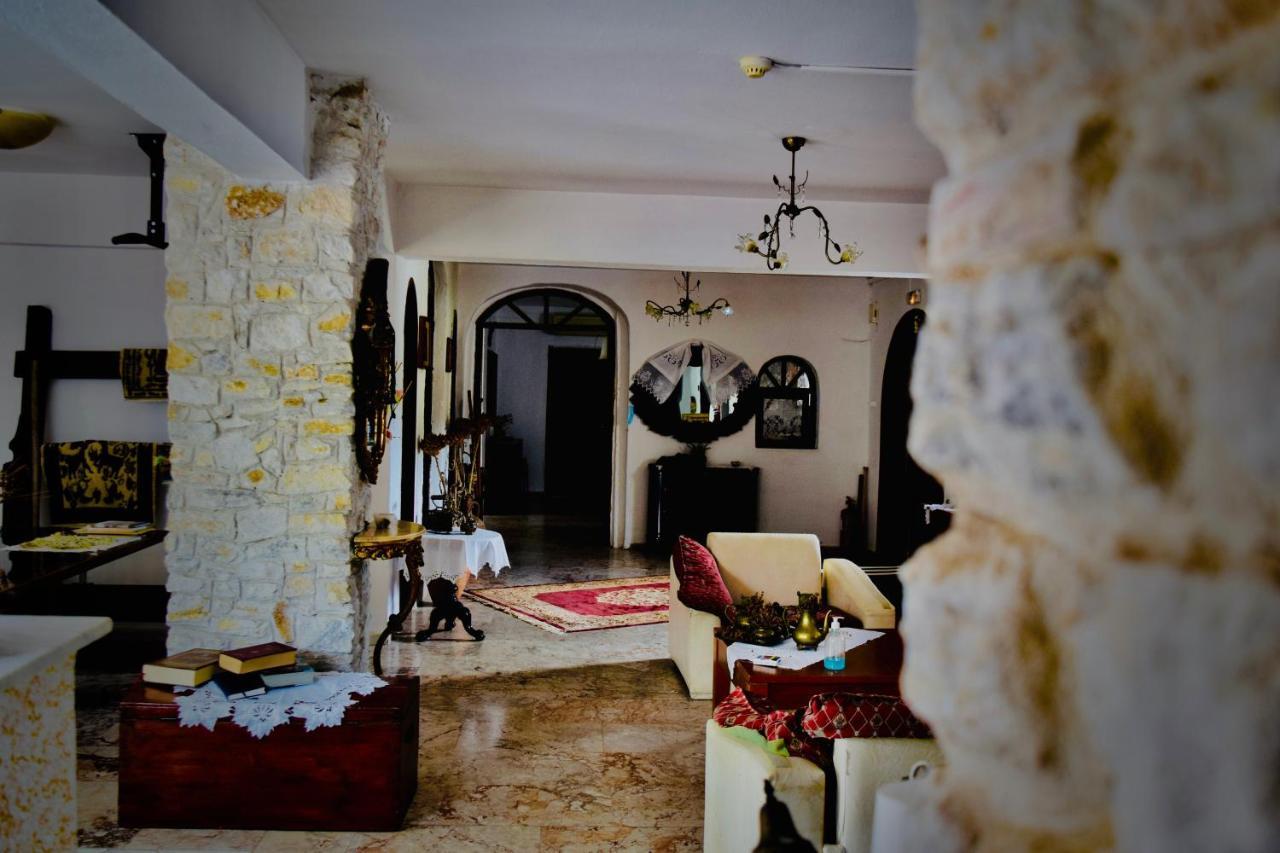 Hotel Kari Ouranoupoli Luaran gambar